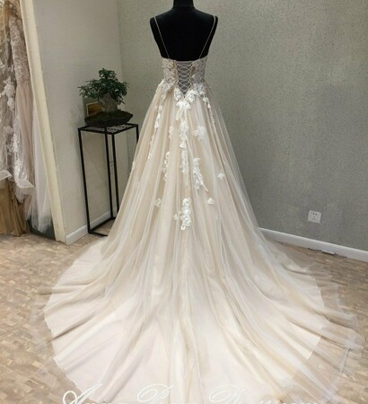 white dress, bride and wedding dress