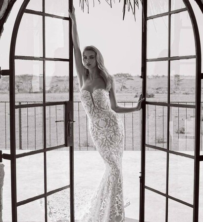 wedding dress, bride and Pronovias