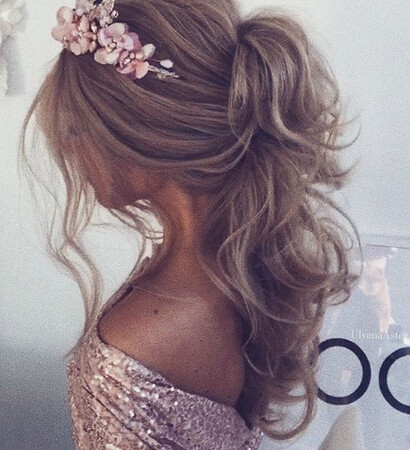ulyana aster, long hair and hair style