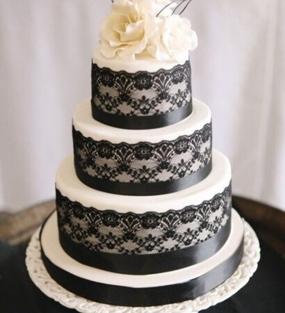 food, wedding cake and black & white