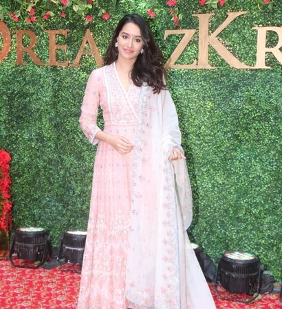 shraddha kapoor, wedding expo and wedding junction show