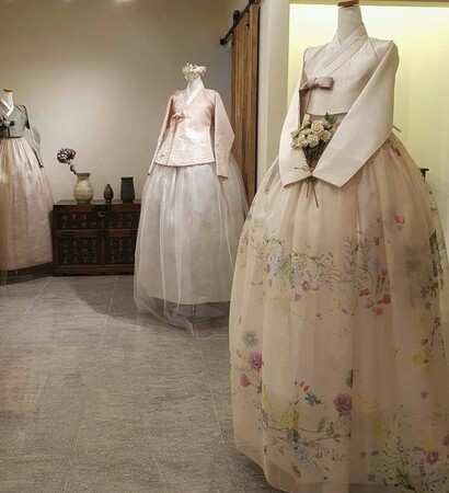 hanbok and en