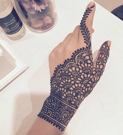 beauty, nails and henna