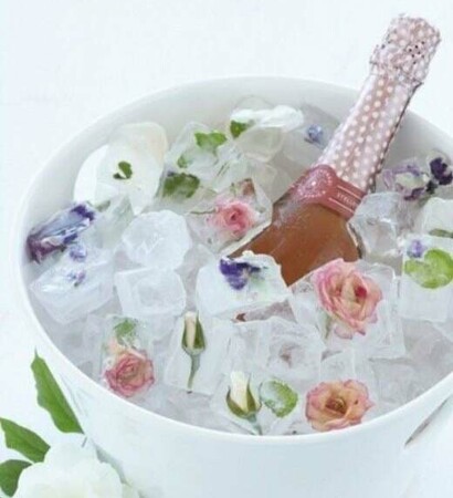 flowers, romantic and cubes