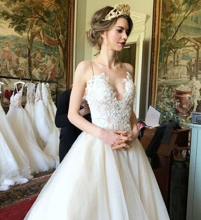 bride, goals and romance