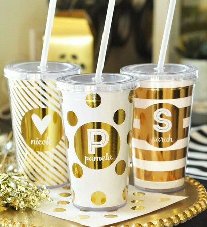 polka dots, cups and favors