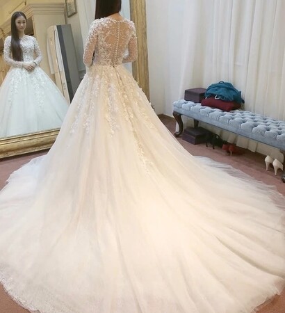 outfit, sexy and gown