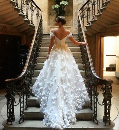 instagram, repost and dress