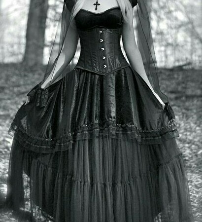we heart it, goth dress and tumblr