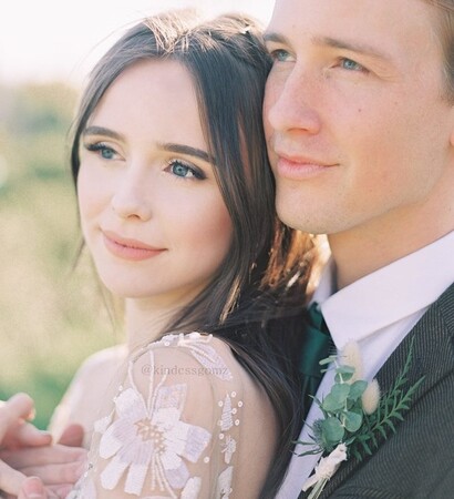 love, acacia clark and Relationship