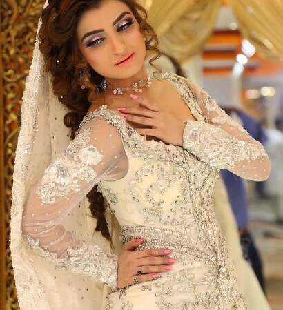 desi, pakistani bride and wedding dress