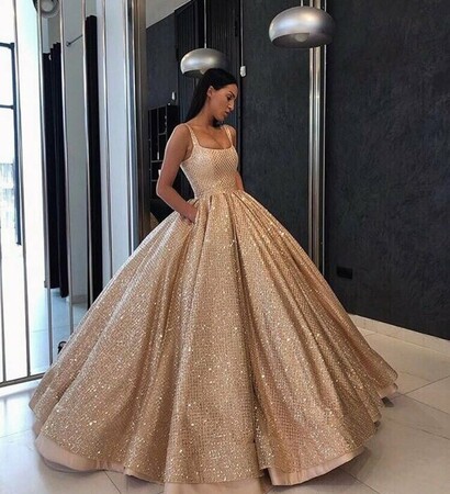 lia stublla, clothes and Prom
