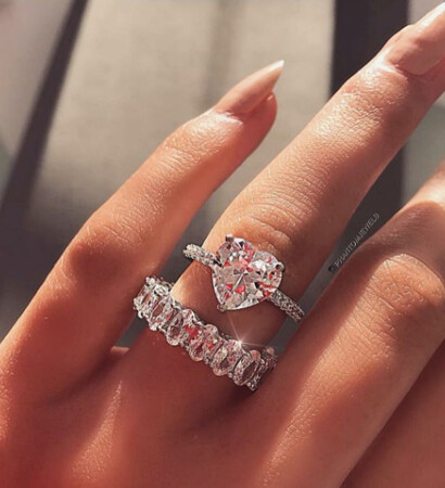 wedding day, bride and diamonds