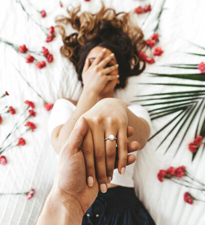 bride, engagment rings and fashion