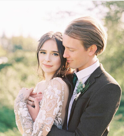 couple, acacia and dress
