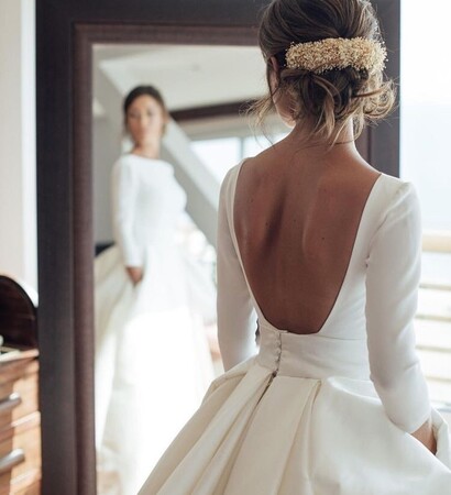 look, bride and white
