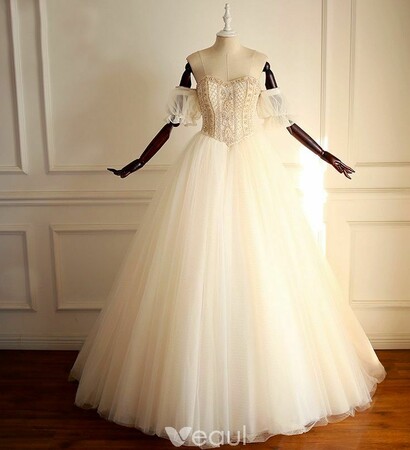 sweetheart wedding dress, tulle wedding gown and beading