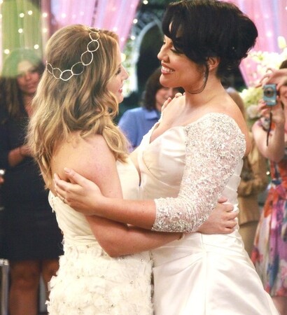 sara ramirez, cute and jessica capshaw