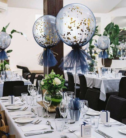 ballons, wedding goals and decorations