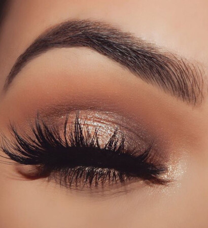 lashes, fake lashes and on fleek