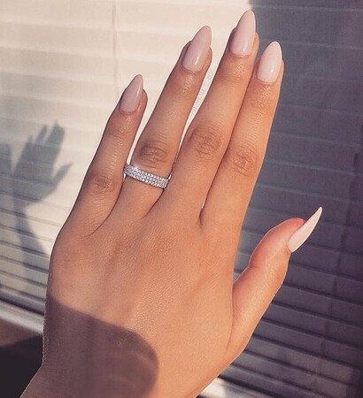 glitter, hand and rich