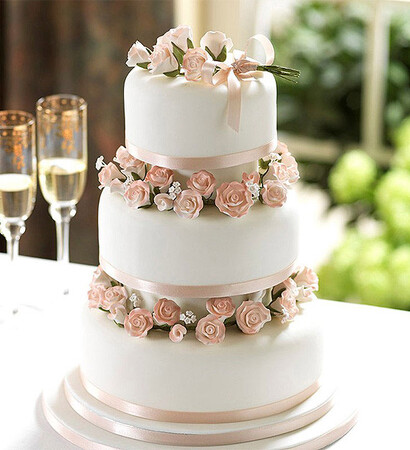 cake, wedding cake and roses cake