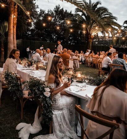 wedding dress, love and dinner