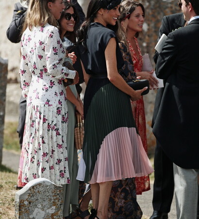 duchess of sussex, club monaco and style