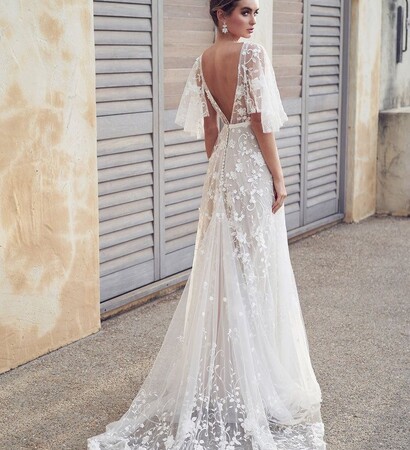 white, look and dress