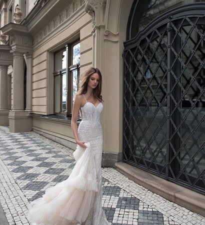bride, berta and dress