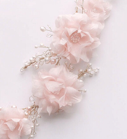 beauty, fine jewelry and dream wedding