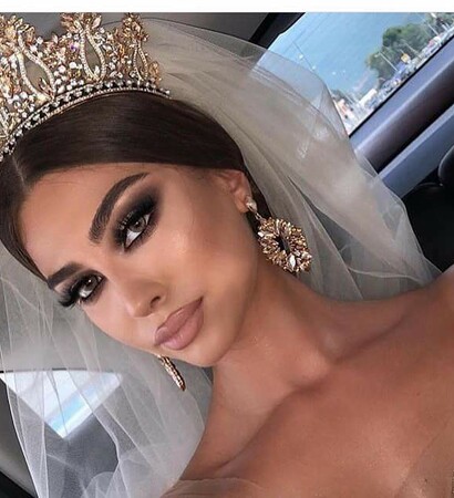 beauty, bride and jewellery