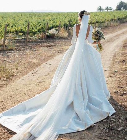 bride, veil and details