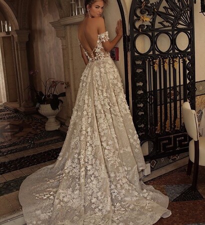 beautiful, beautiful dress and evening dress