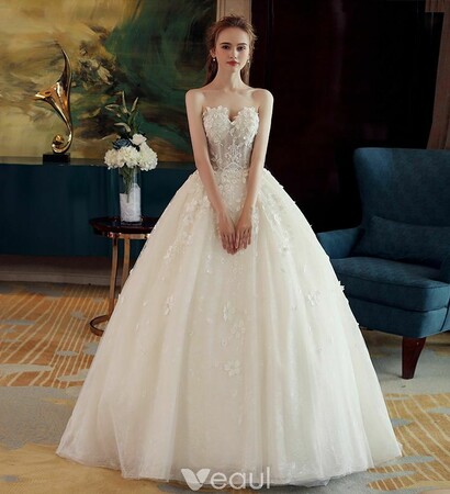 sweetheart wedding dress, tulle wedding dress and classy wedding dress