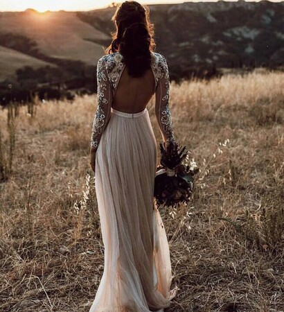 white dress, white and Blanc