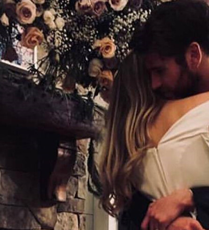liam hemsworth, miley cyrus and love