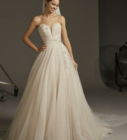 Pronovias, bridal and moda