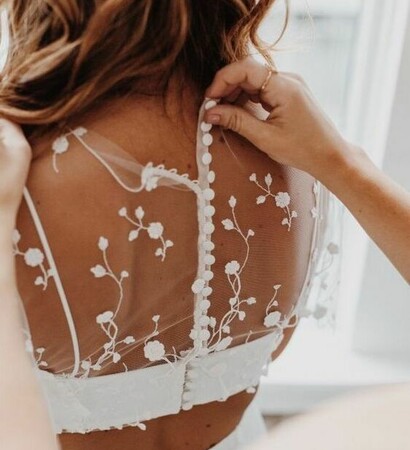 marriage, dress and '19