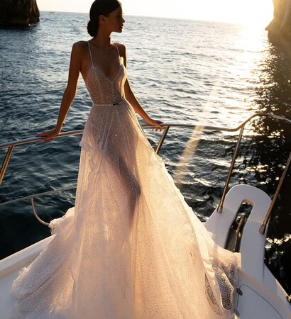 runway, bridal and dress
