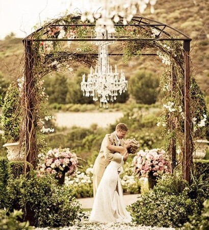 dress, groom and arch