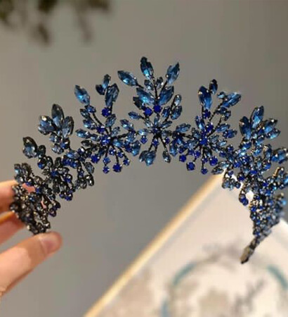 marriage, accessories and tiaras