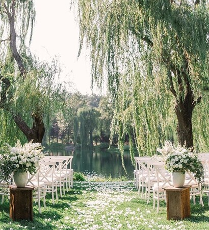 summer, flowers and ceremony