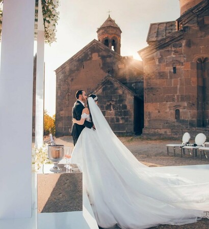 beauty, wedding dress and love