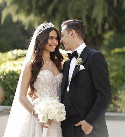 in love, forever and amine gulse