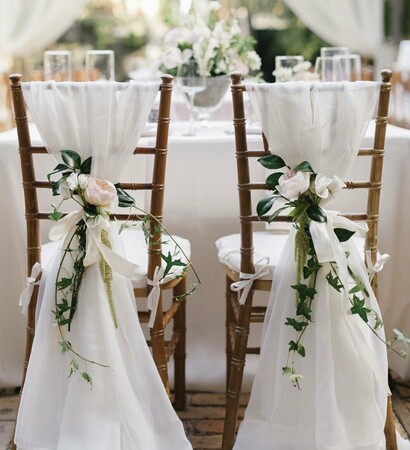 wedding chairs, flowers and wedding ideas