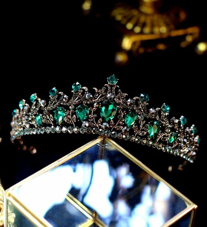 bridal hair accessories, accessories and wedding accessories