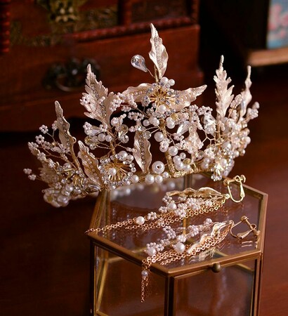 bridal hair accessories, gold tiara and wedding accessories