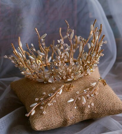 bridal jewelry, beading and earrings