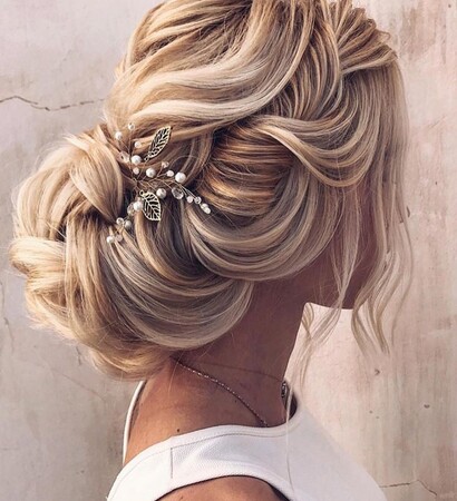 wedding hairstyle, hairstyle and wedding day